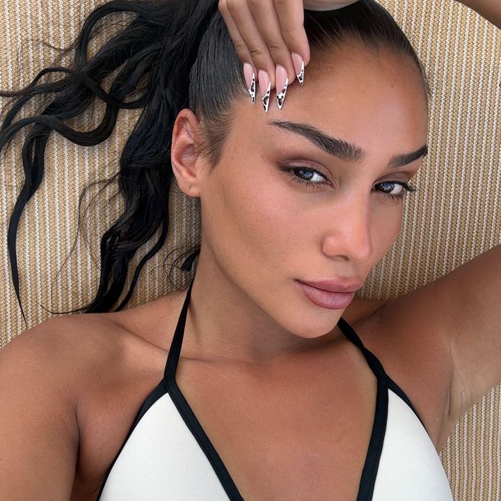 aylinaksuofficial🎙️