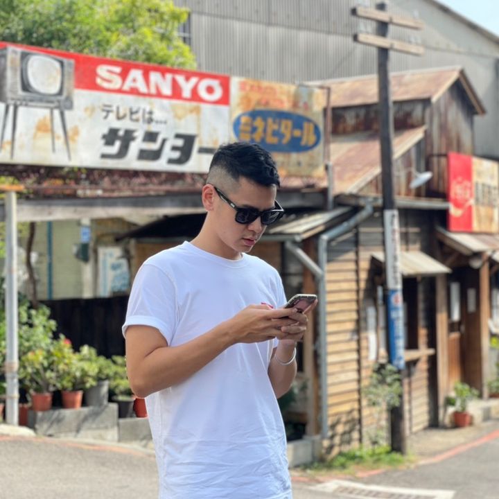 表弟吃喝娛樂