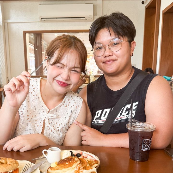 บ้อกแบ้กบูบูเป็นแฟนกัน