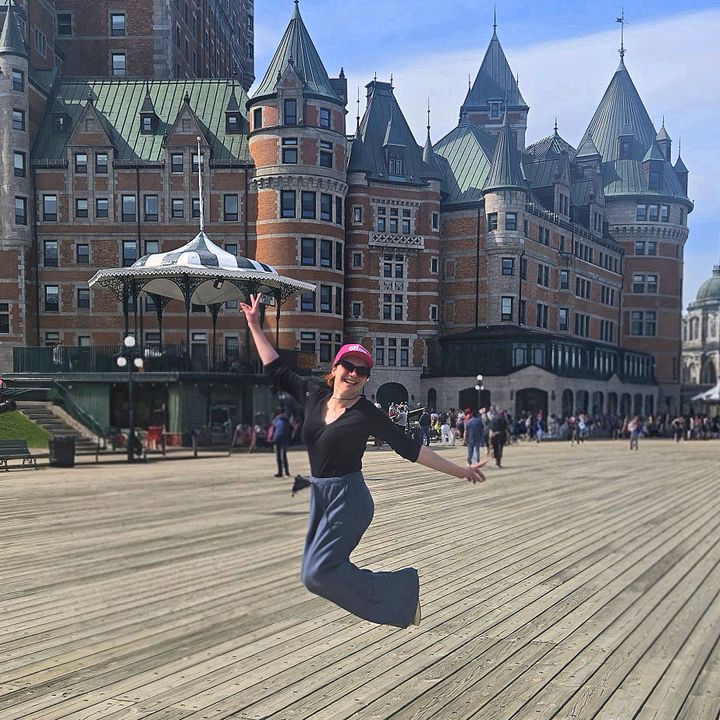 🌙☀️Emy Gala⭐⭐🇨🇦🇨🇵