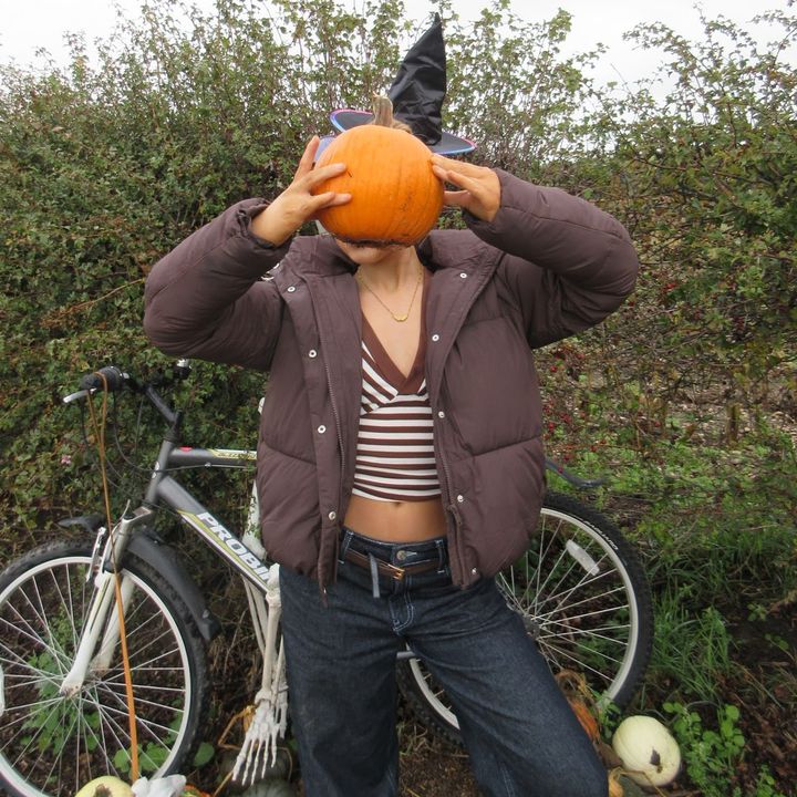 𝐟𝐥𝐨 🍂🤎🧺
