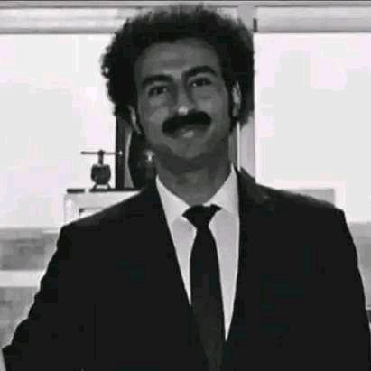 احمد ( عاوز يهرب من مصر )¹