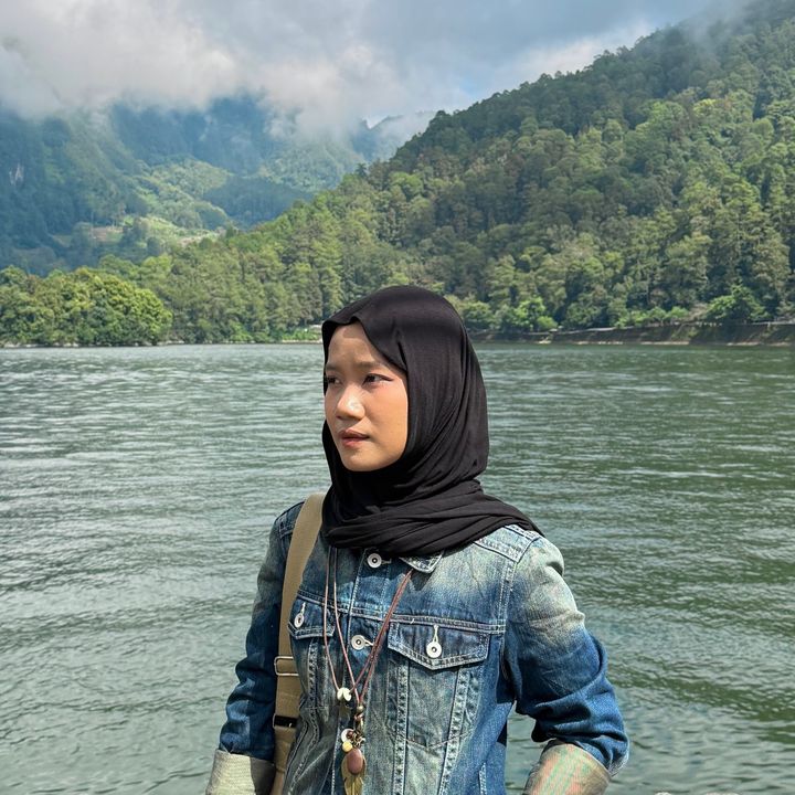 kila | loves to journal