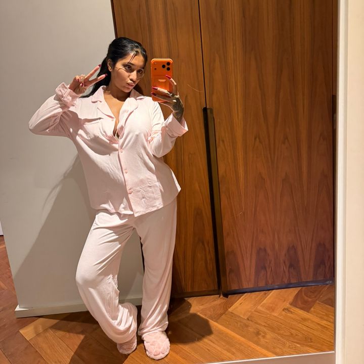 Yasmina Khan